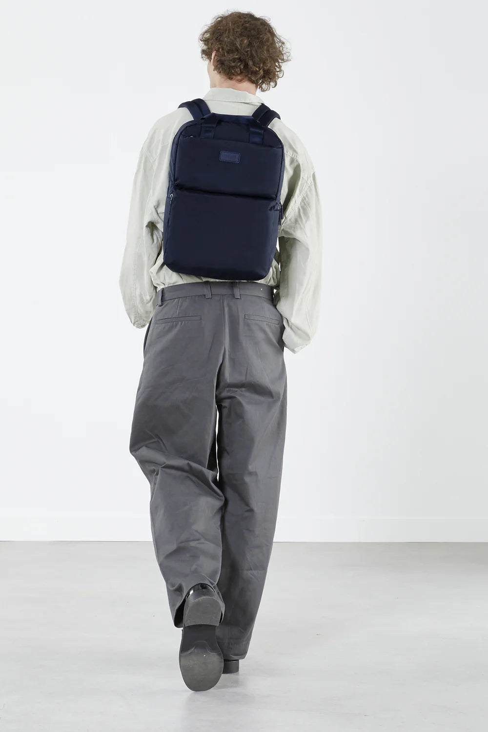 Lipault 4Biz Datorryggsäck M - Carbon Blå