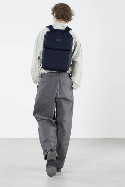 Lipault 4Biz Datorryggsäck M - Carbon Blå