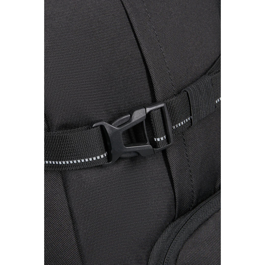 American Tourister Upventure L Datorryggsäck 17,3" – Svart