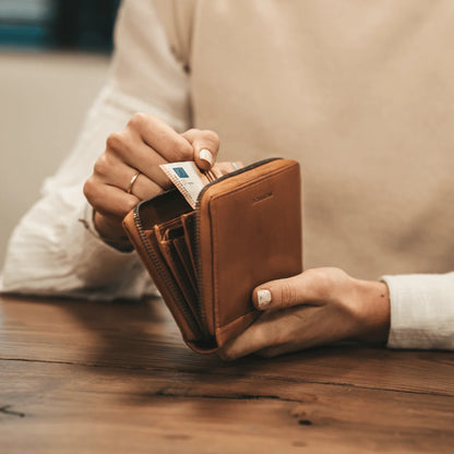 The Chesterfield Brand Nova – Plånbok 20cm