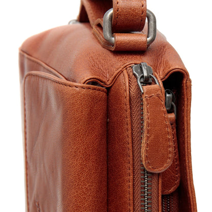 The Chesterfield Brand Ingrid Axelväska 23cm – Cognac