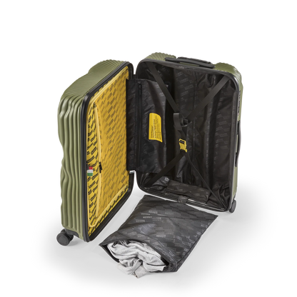 Crash Baggage Stripe Mellanstor resväska 68 cm – Olivgrön