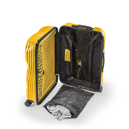 Crash Baggage Stripe Mellanstor resväska 68 cm – Gul