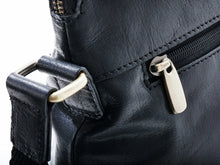 BaooBaoo Shoulderbag – Axelremsväska M – Svart