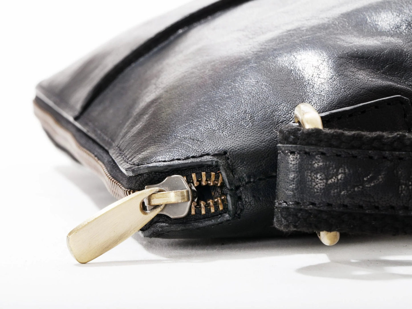 BaooBaoo Shoulderbag – Axelremsväska M – Svart