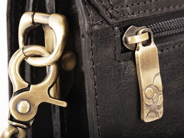 Baoobaoo Flapbag – Axelremsväska S – Svart