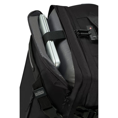 American Tourister Urban Track 2-vägs – Asphalt Black