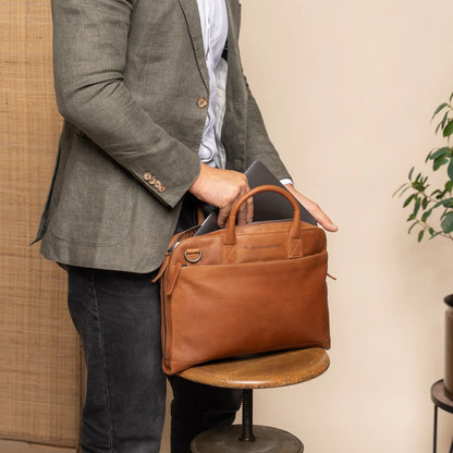The Chesterfield Brand Tilbury – Datorväska 14" – Cognac