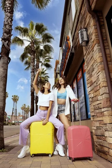 American Tourister Starvibe 55cm Kabinväska Expanderbar Sun Kissed Coral